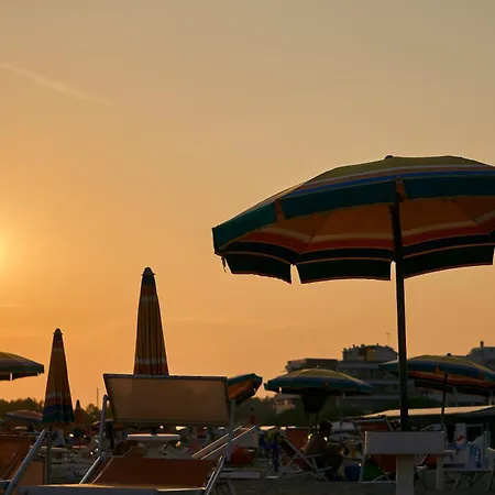 Lovely Flat Just 150M From The Beach Apartamento Bibione