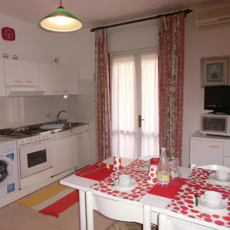 Lovely Flat Just 150 M From The Apartment Bibione