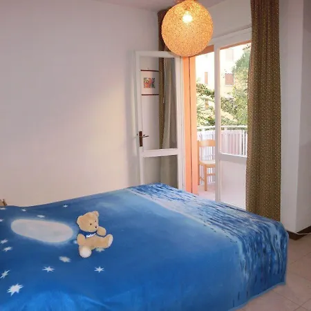 Lovely Flat Just 150mt From The Appartement Bibione