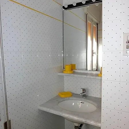 Lovely Flat Just 150 M From The Apartment *