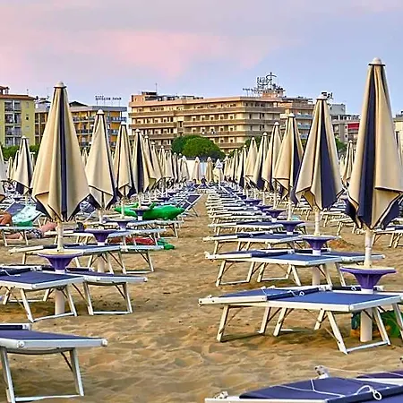 Apartment Lovely Flat Just 150 M From The Bibione
