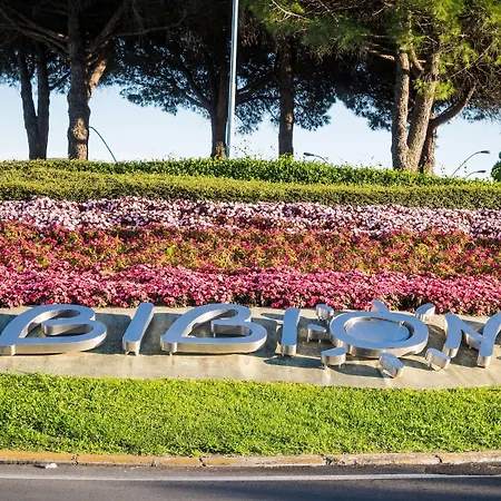 Lovely Flat Just 150 M From The Apartmán Bibione